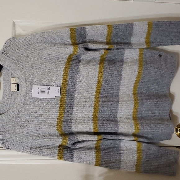 NWT Roxy Women's Winter River Sweater - Picture 3 of 9